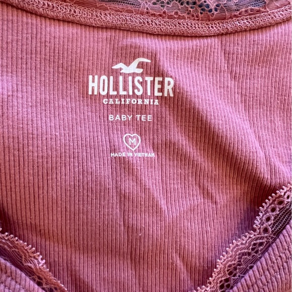 Hollister cinched baby tee NWOT - Picture 2 of 2